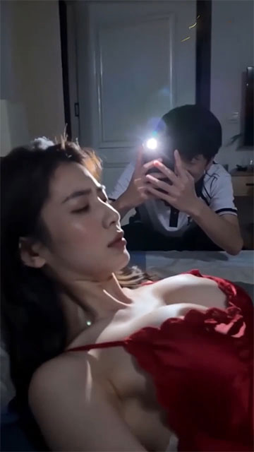 mon-qua-sextoy-bat-ngo-tu-nguoi-an-danh